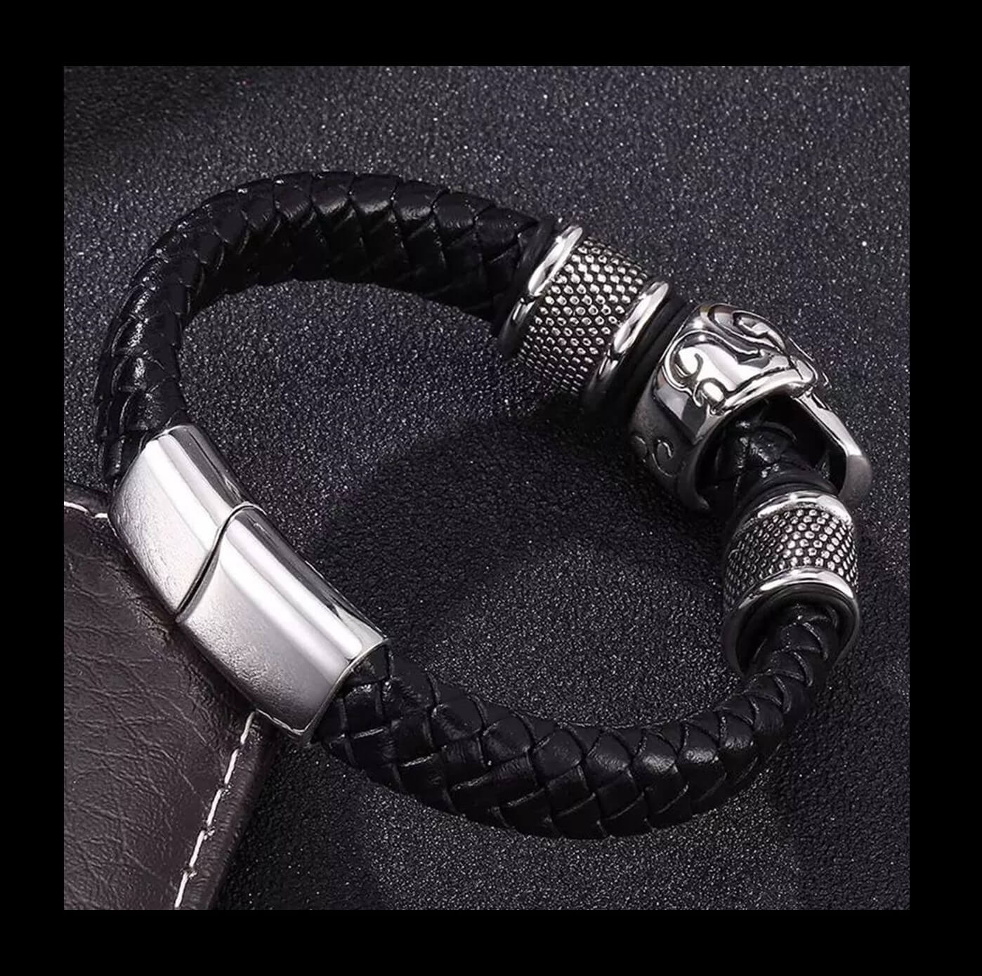 Mens Histrionic Leather Bracelet