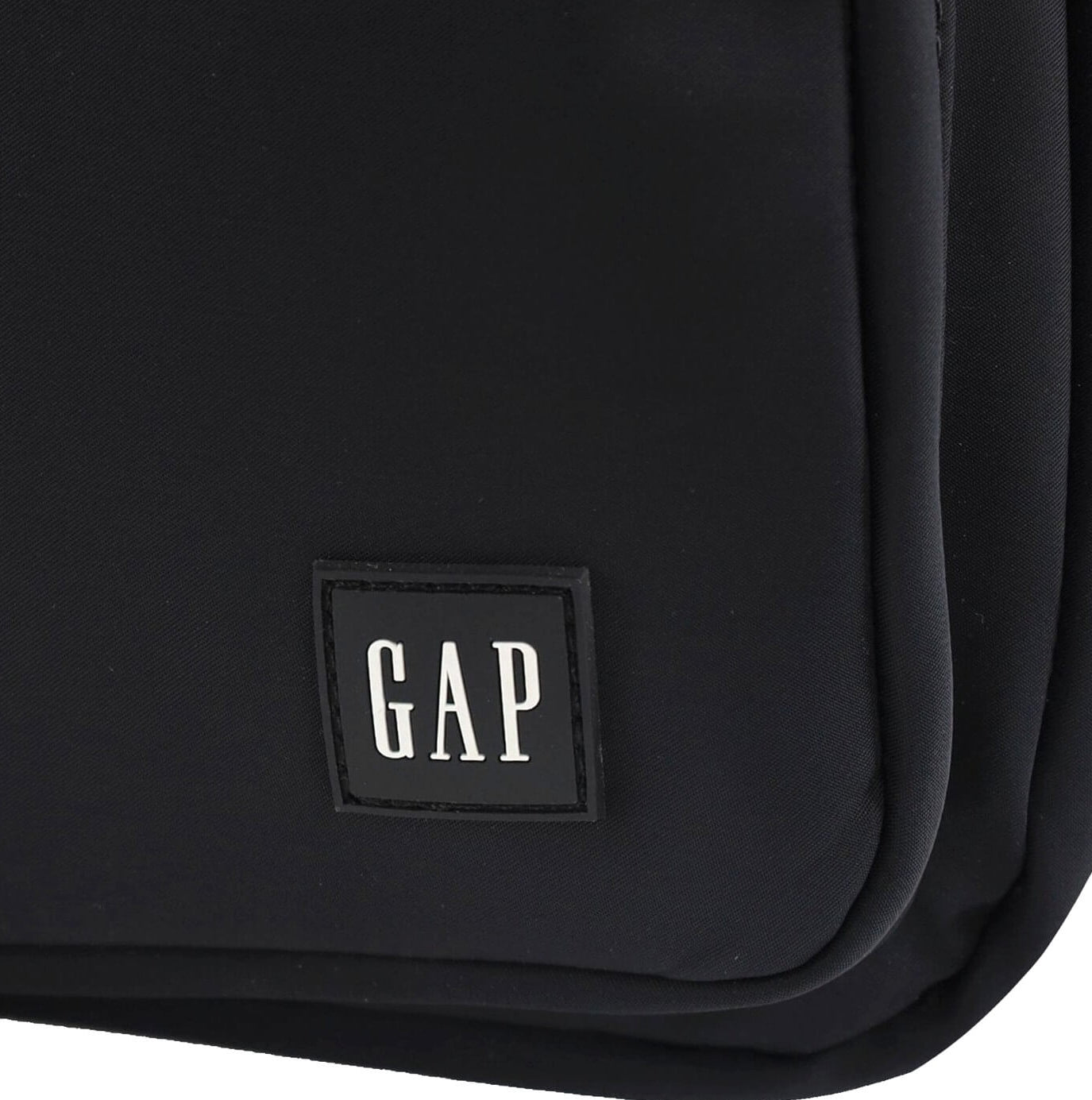 GAP Men's Nylon Sling Bag in Black