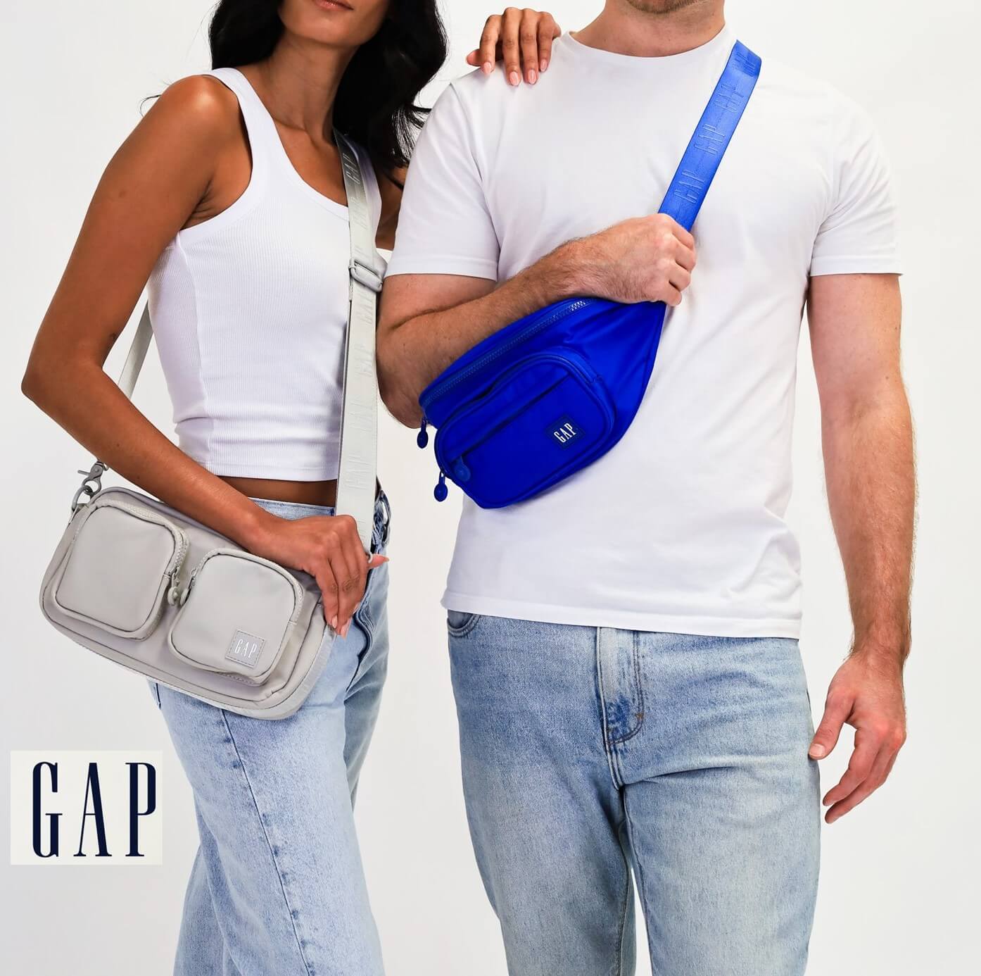 GAP Ladies RFID Nylon Crossbody Bag in Chino