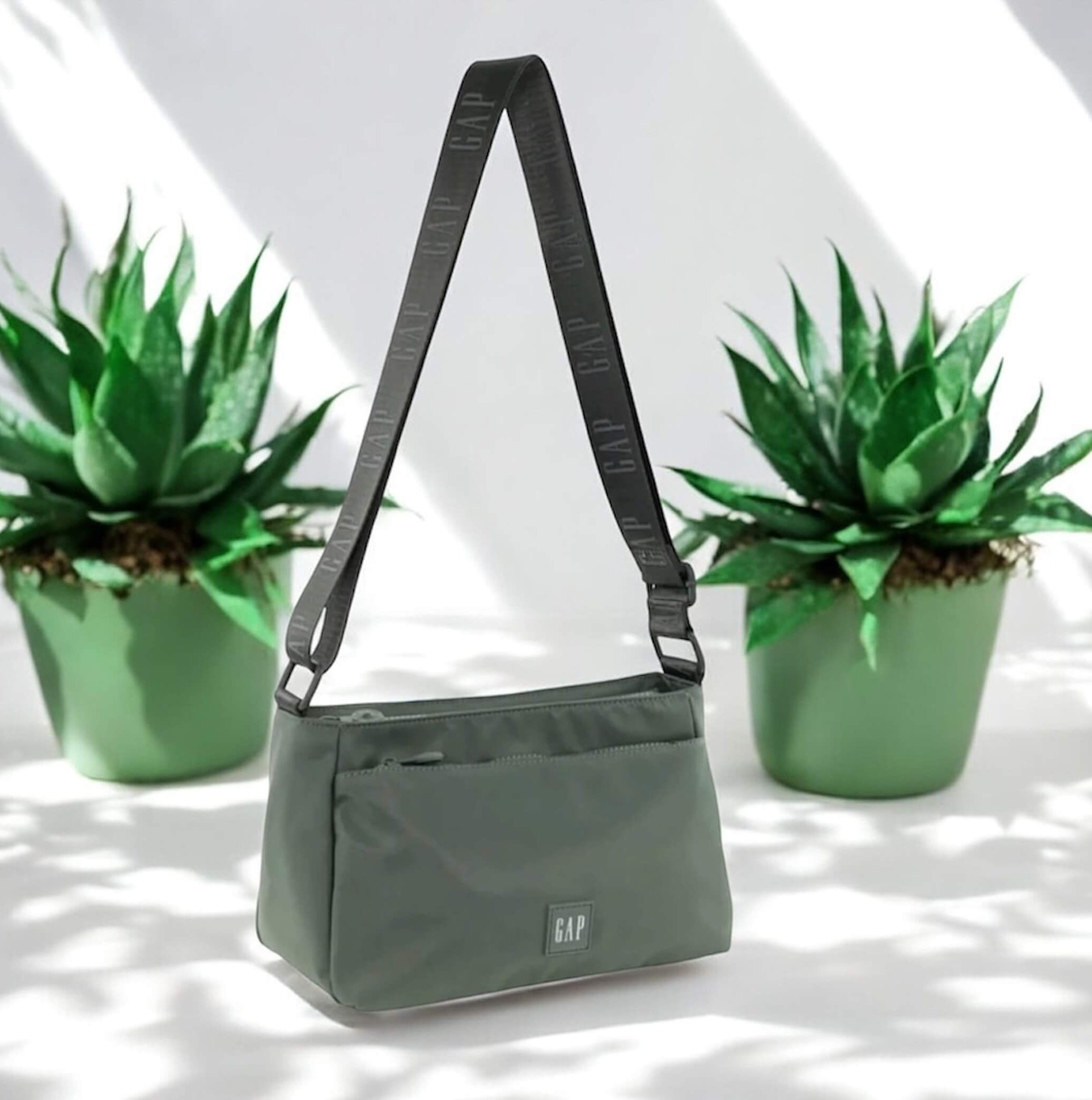GAP Nylon Unisex Crossbody Bag in Twig