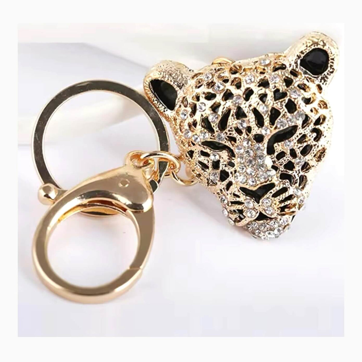 Creative Leopard Lion Head Charm Pendant Crystal Car Key Ring main image 0