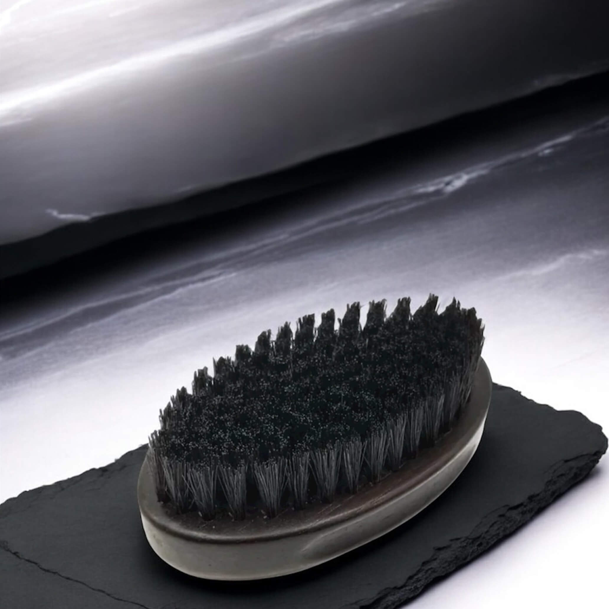Mens Military Style Oval Brush