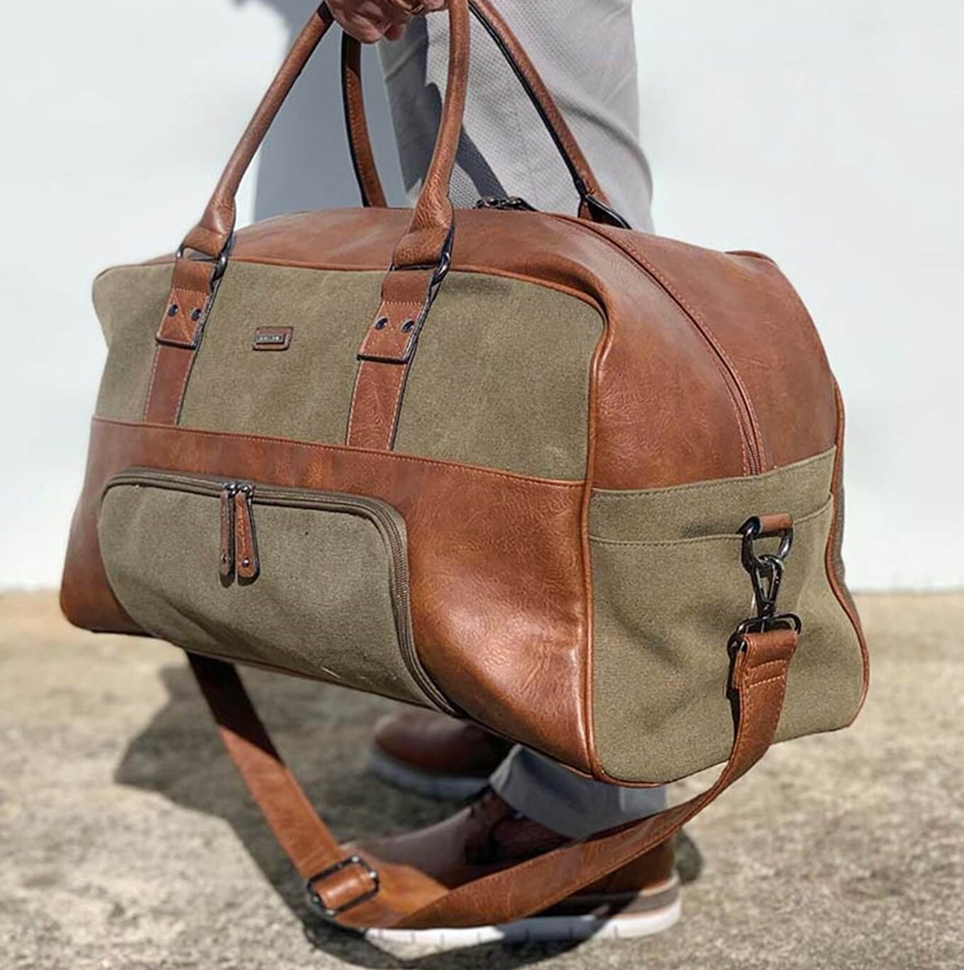 Pierre Cardin PC2887 Canvas Overnight Duffle Bag/Brown