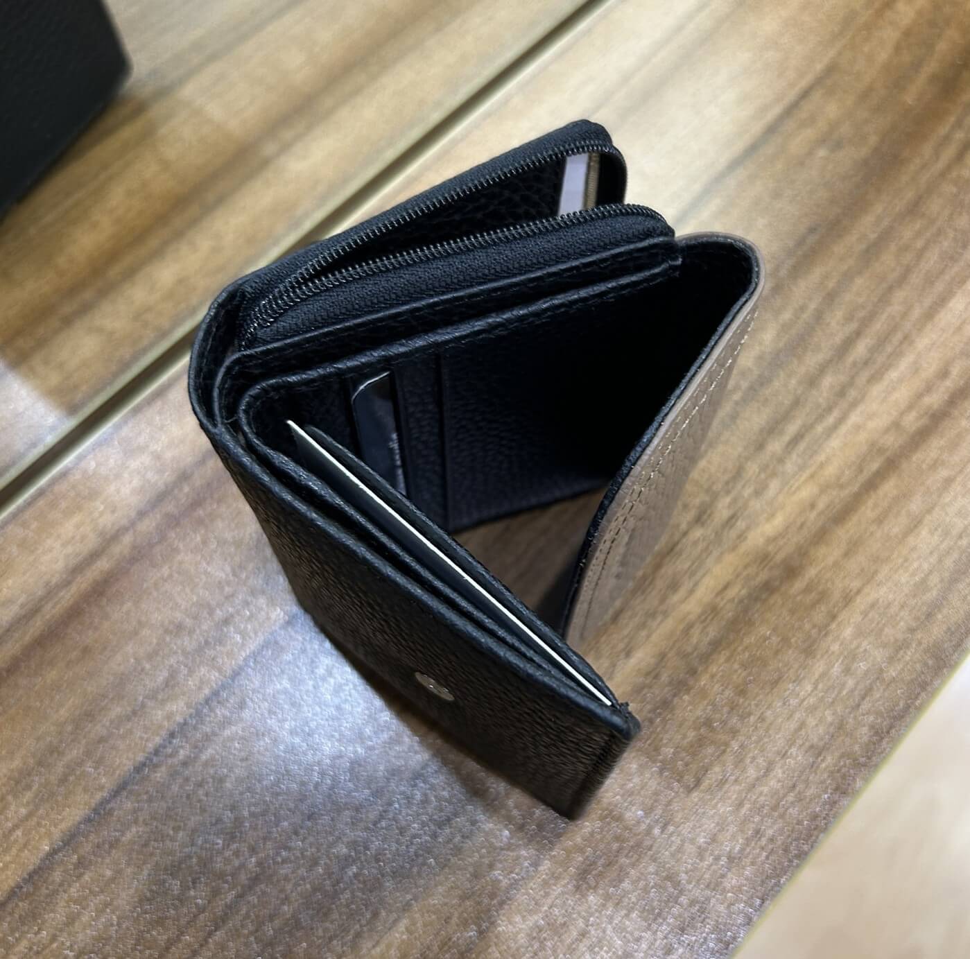 Pierre Cardin Ladies Tri-fold Tab Leather Wallet in Black/Taupe