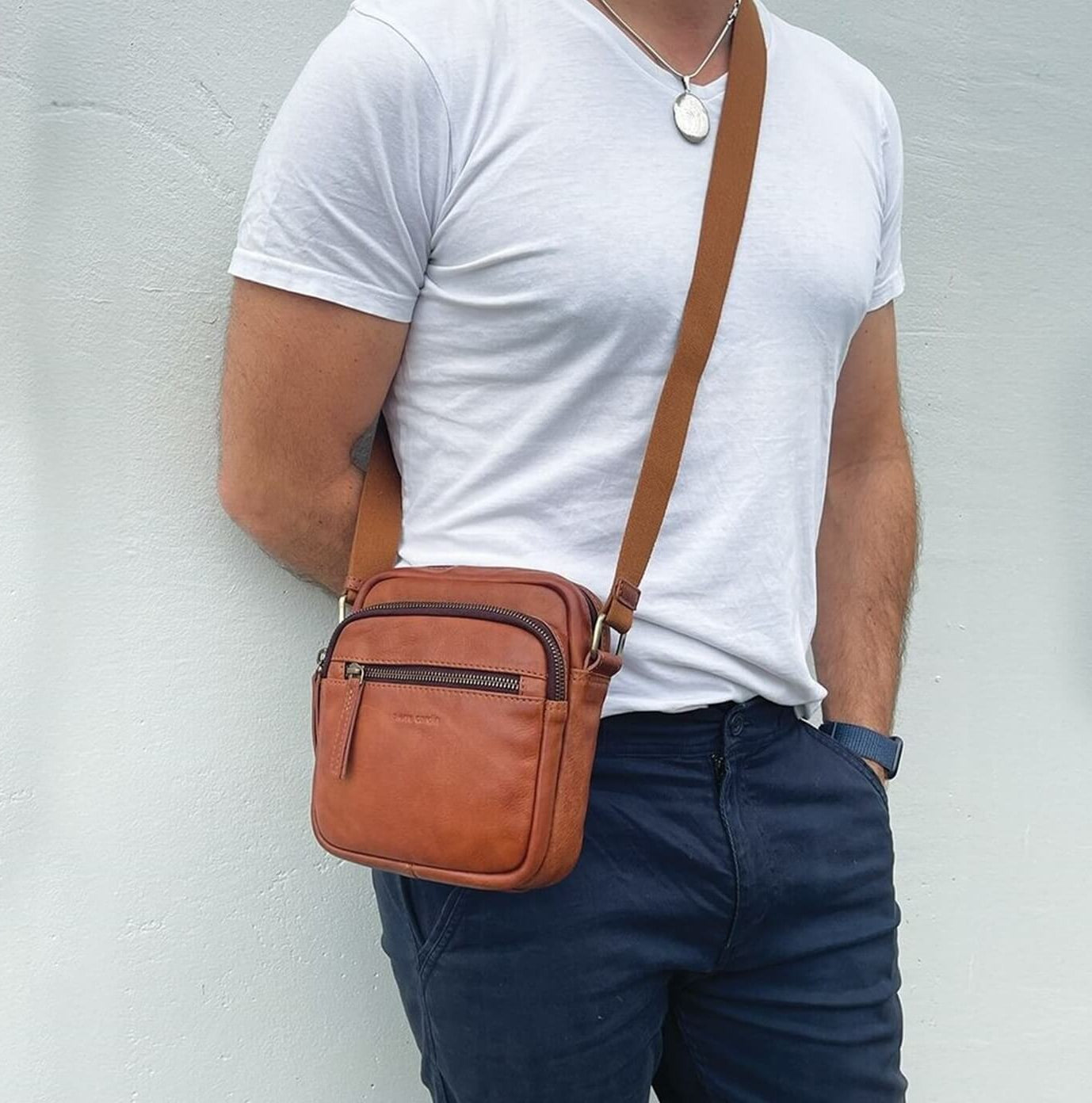 Pierre Cardin PC3764 Mens Italian Leather Cross Body Bag/Cognac