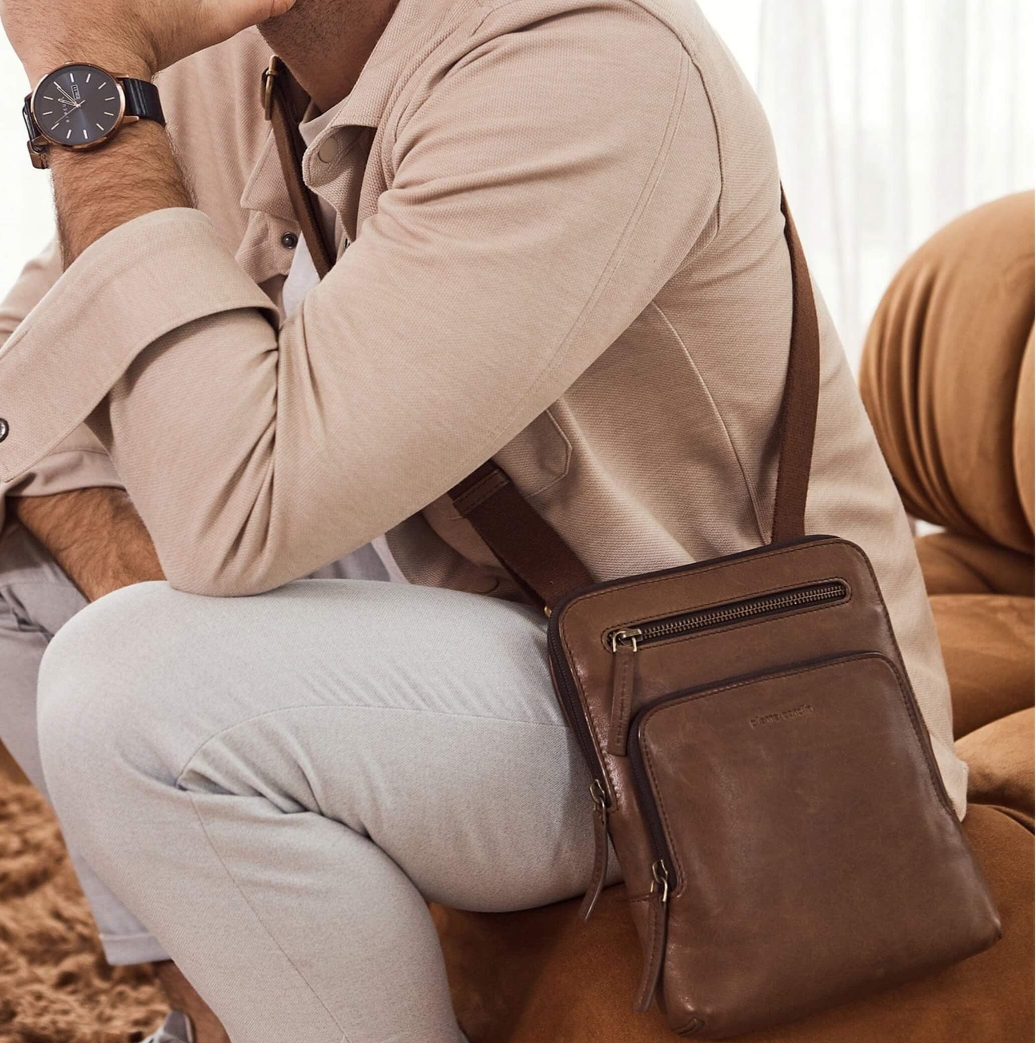 Pierre Cardin Mens Leather Casual Crossbody Bag in Oak