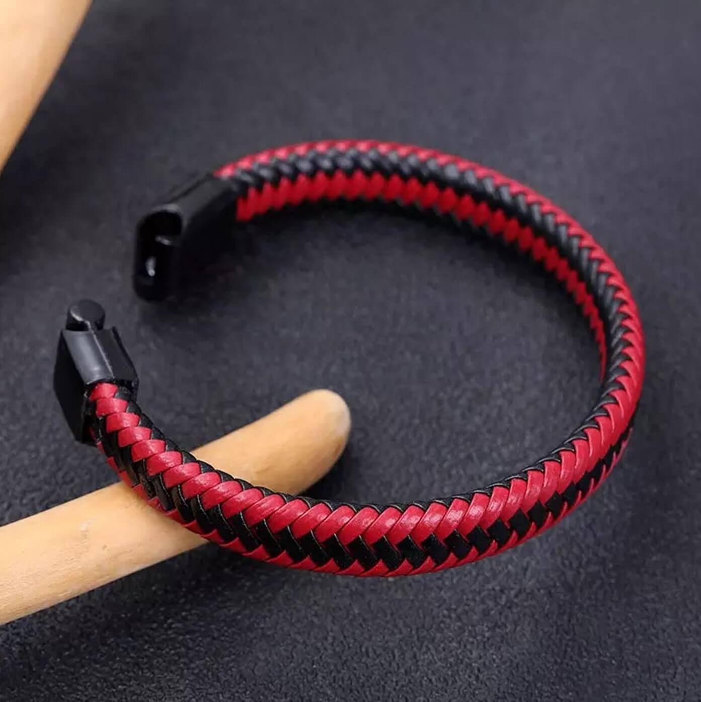 Unisex Zebra Leather Bracelet/Red-Black