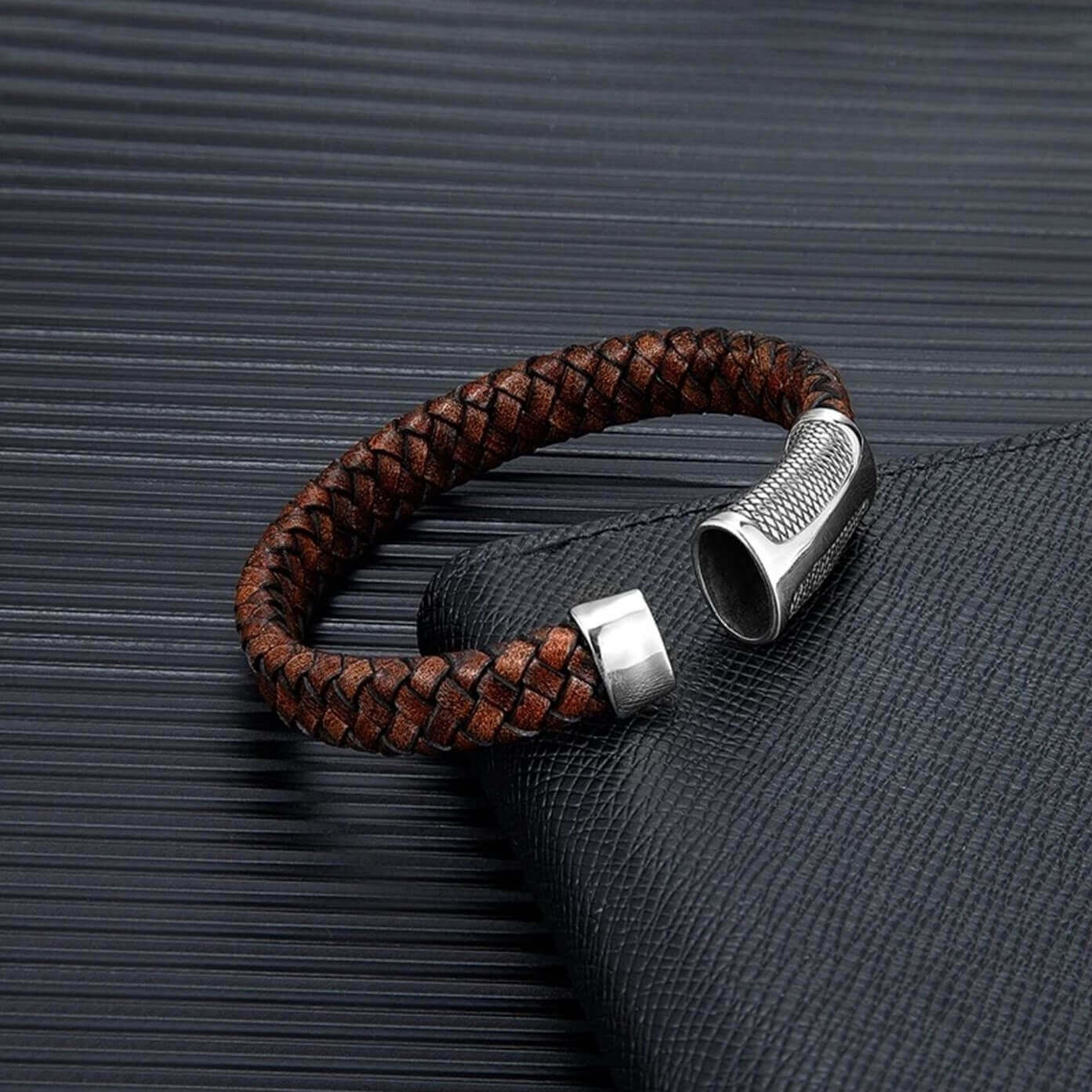 Vogue Leather Bracelet