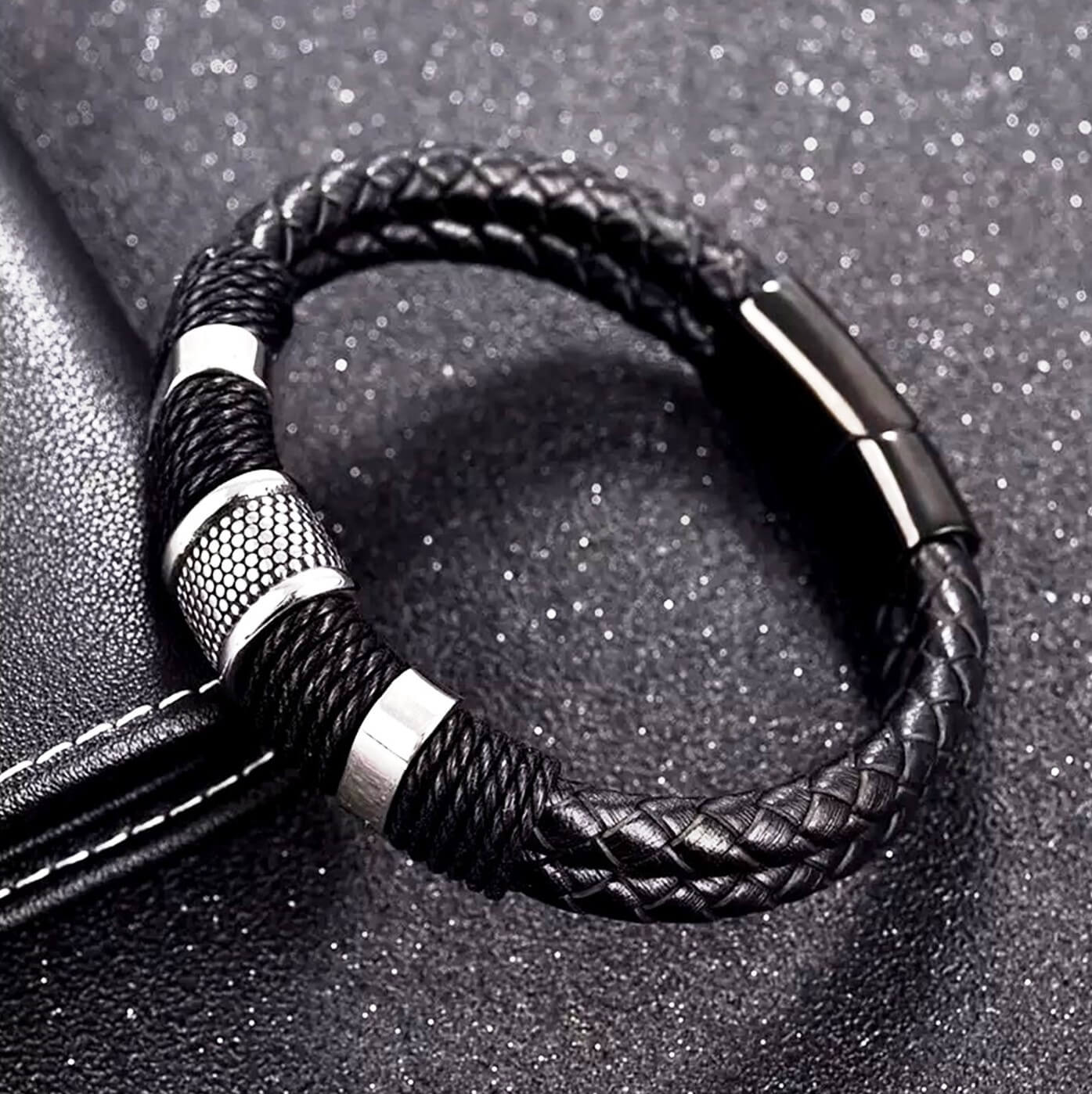 Mens Buckle Leather Bracelet/Black