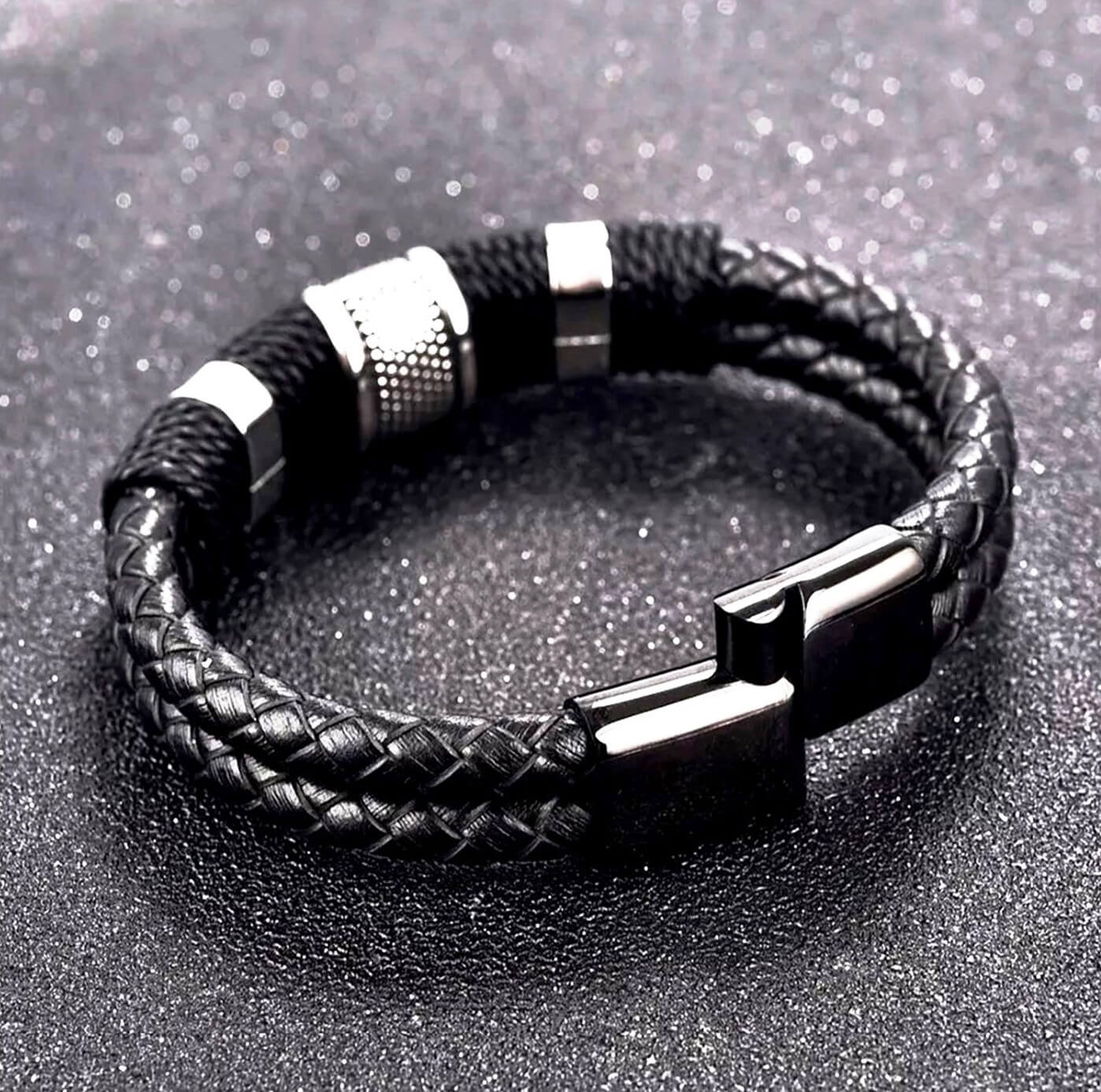Mens Buckle Leather Bracelet/Black