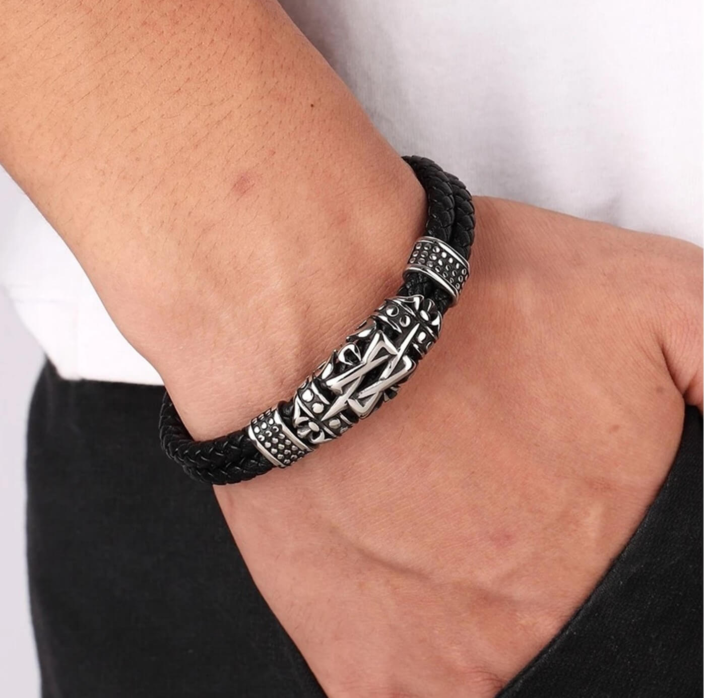 Mens Timeless Totem Design Leather Bracelet