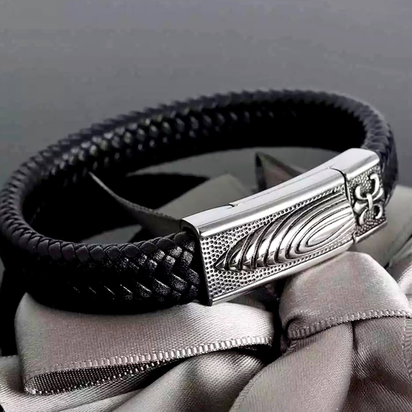 Mens Black Leather Shell Bracelet