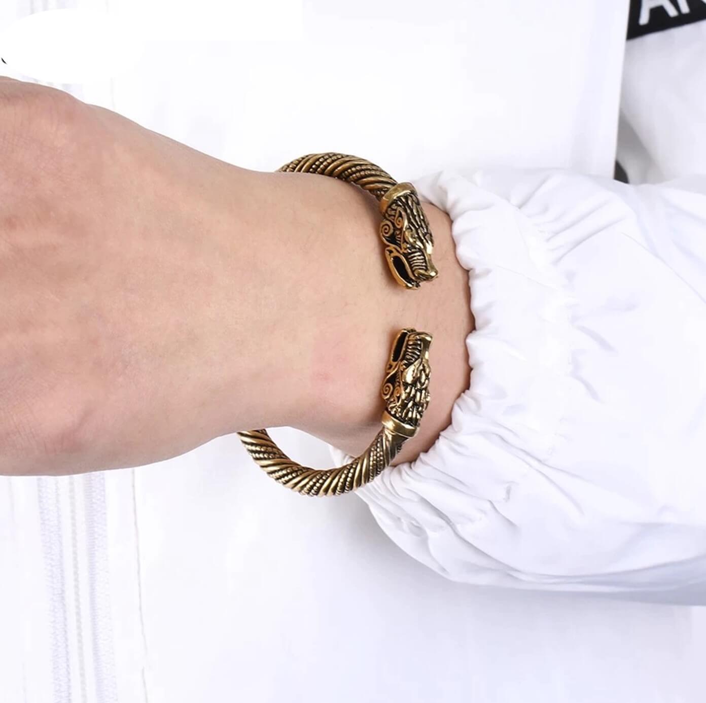 Unisex Norse Viking Wolf Bangle