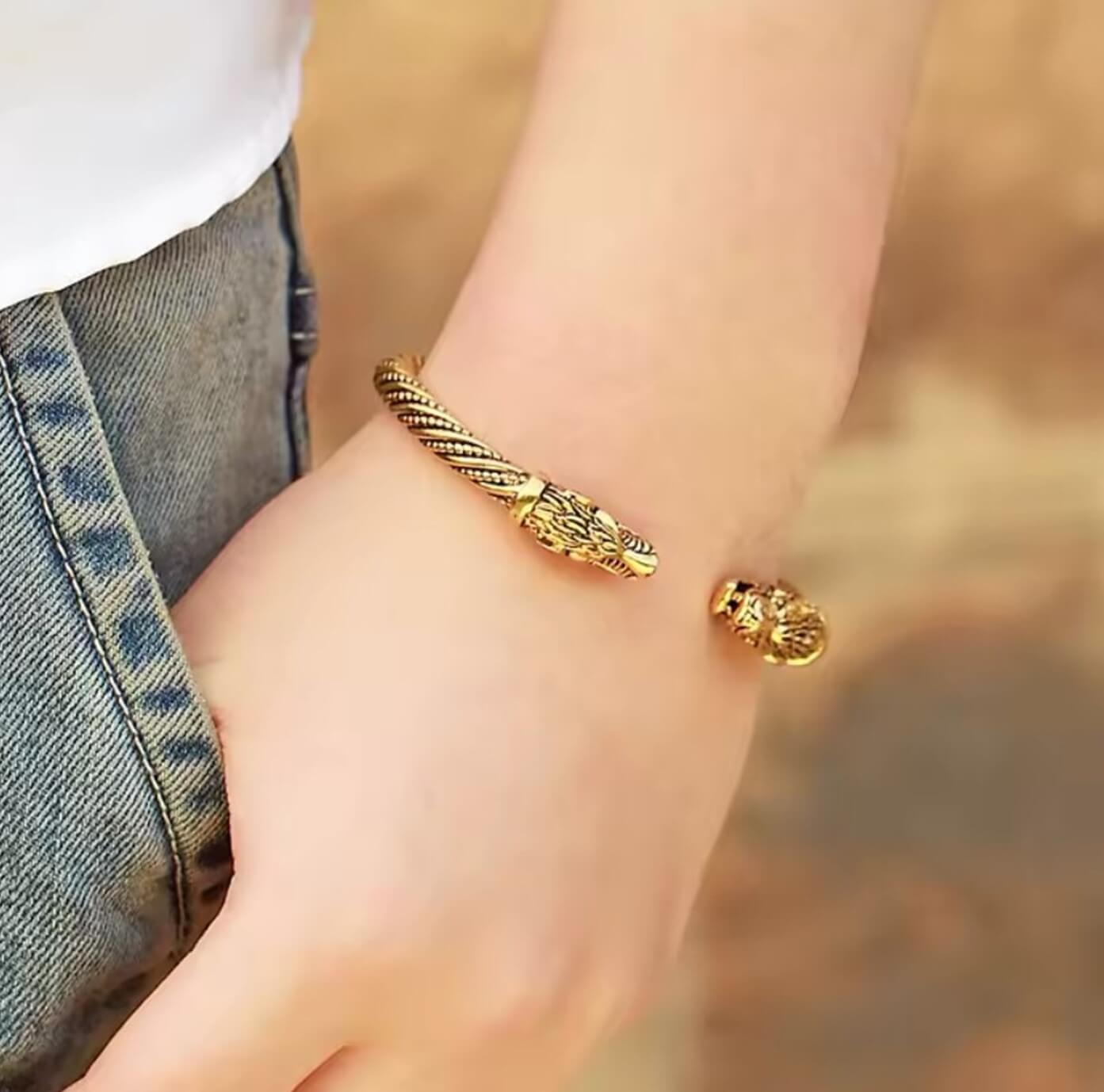 Unisex Norse Viking Wolf Bangle