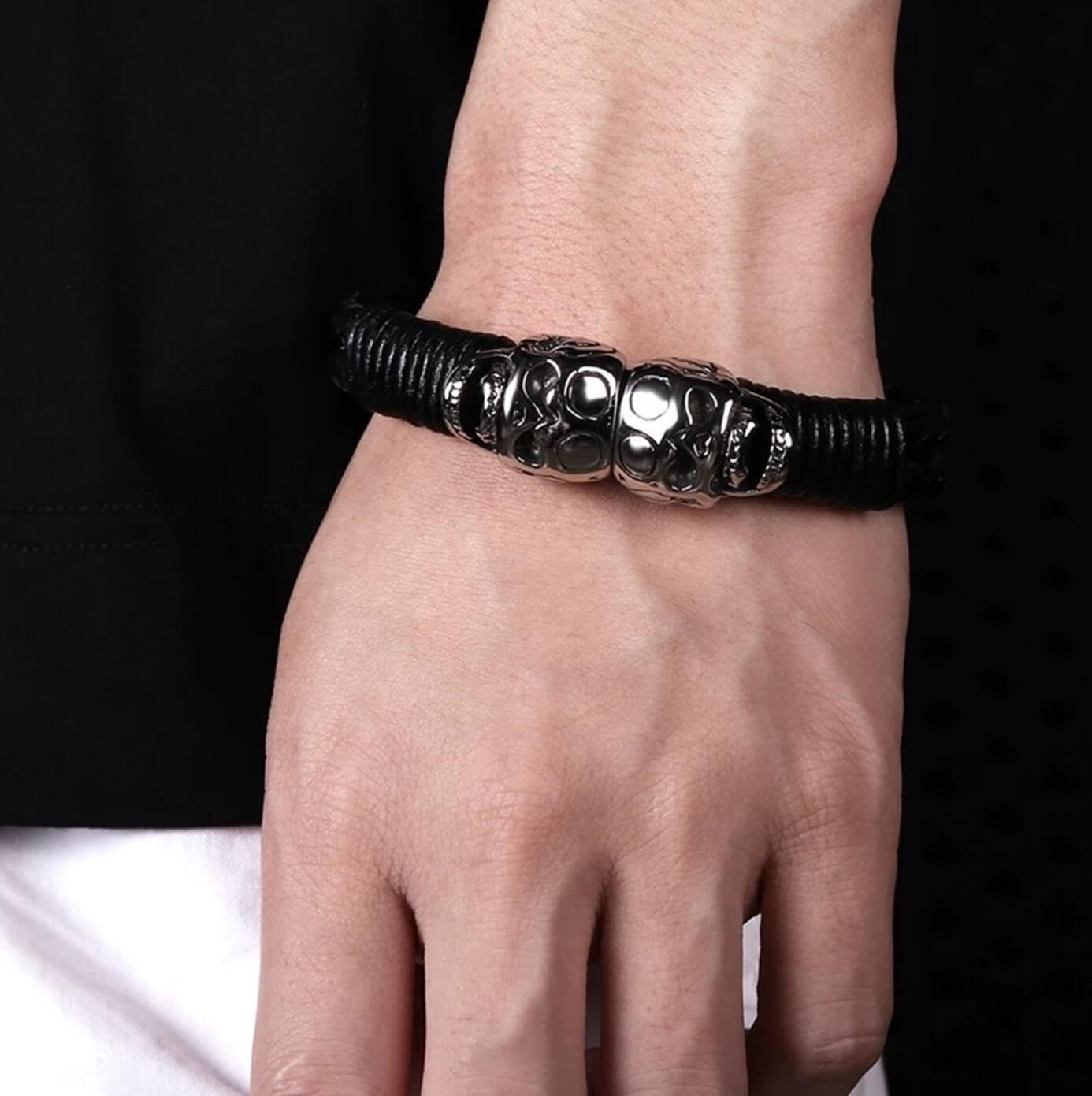 Maxilla Twin Skull Leather Bracelet