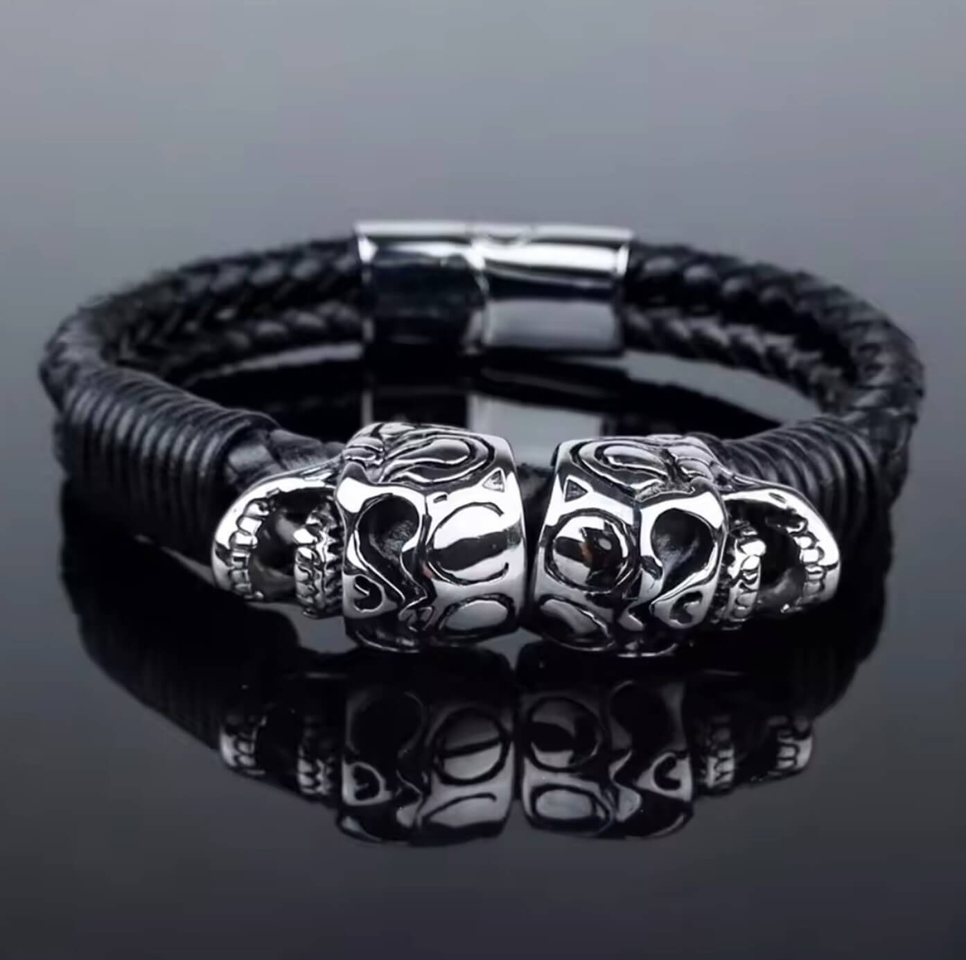 Maxilla Twin Skull Leather Bracelet