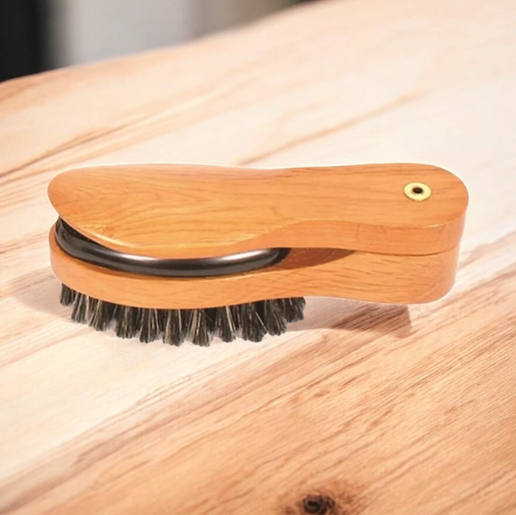 Comoy 3 IN 1 Gentlemans Folding Brush 14.5cm
