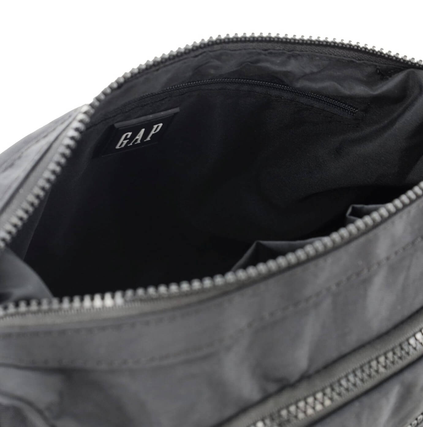 GAP Nylon Ladies Crossbody Bag in Black