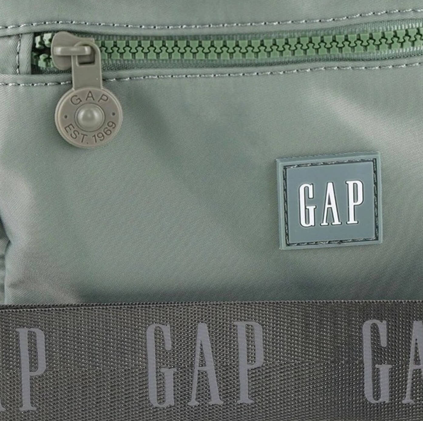 GAP Nylon Ladies Crossbody Bag in Twig