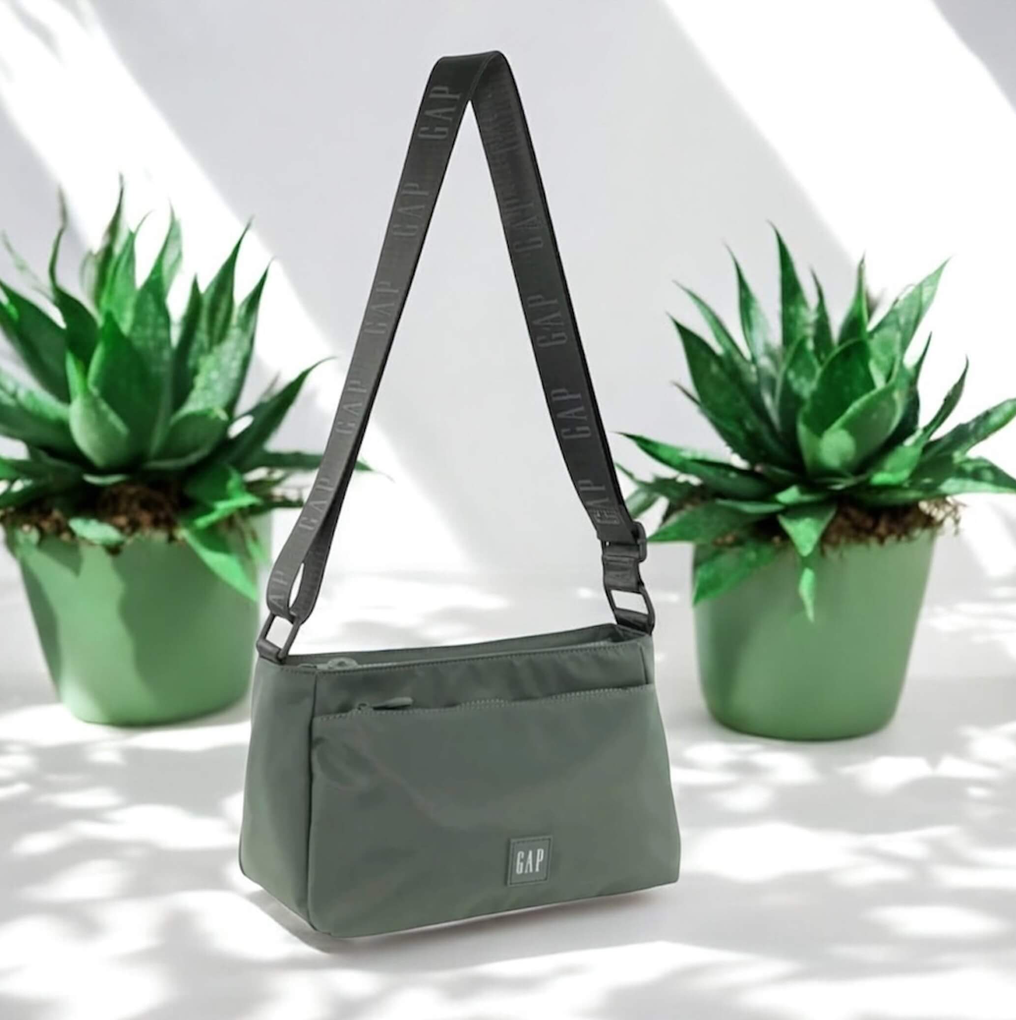GAP Nylon Unisex Crossbody Bag in Twig