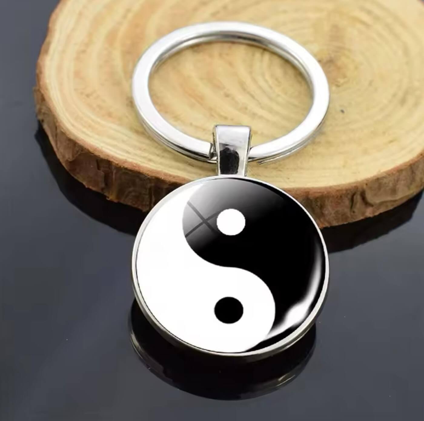 Balanced Yin Yang Keyring Holder