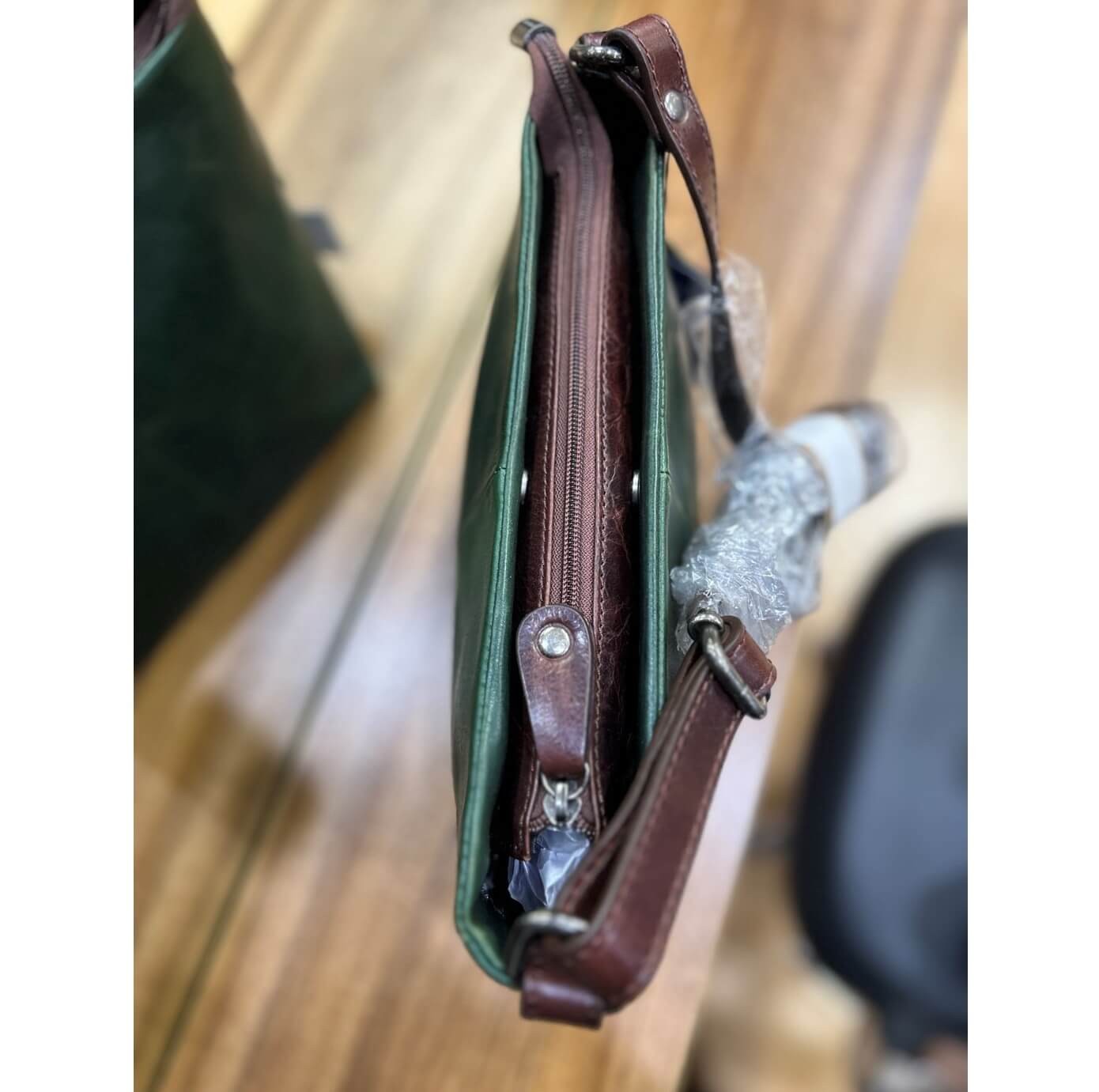 Milleni Ladies Nappa Leather Crossbody Bag in Emerald & Chestnut