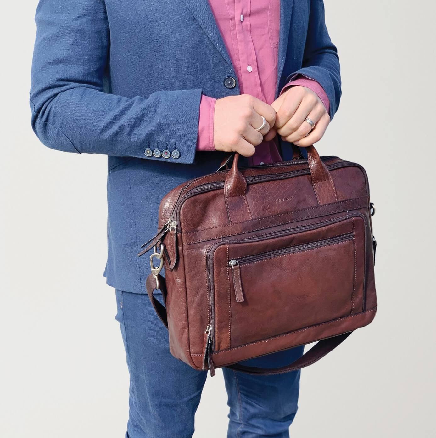 Pierre Cardin PC2797 Rustic Leather Computer-Business Bag/Chestnut