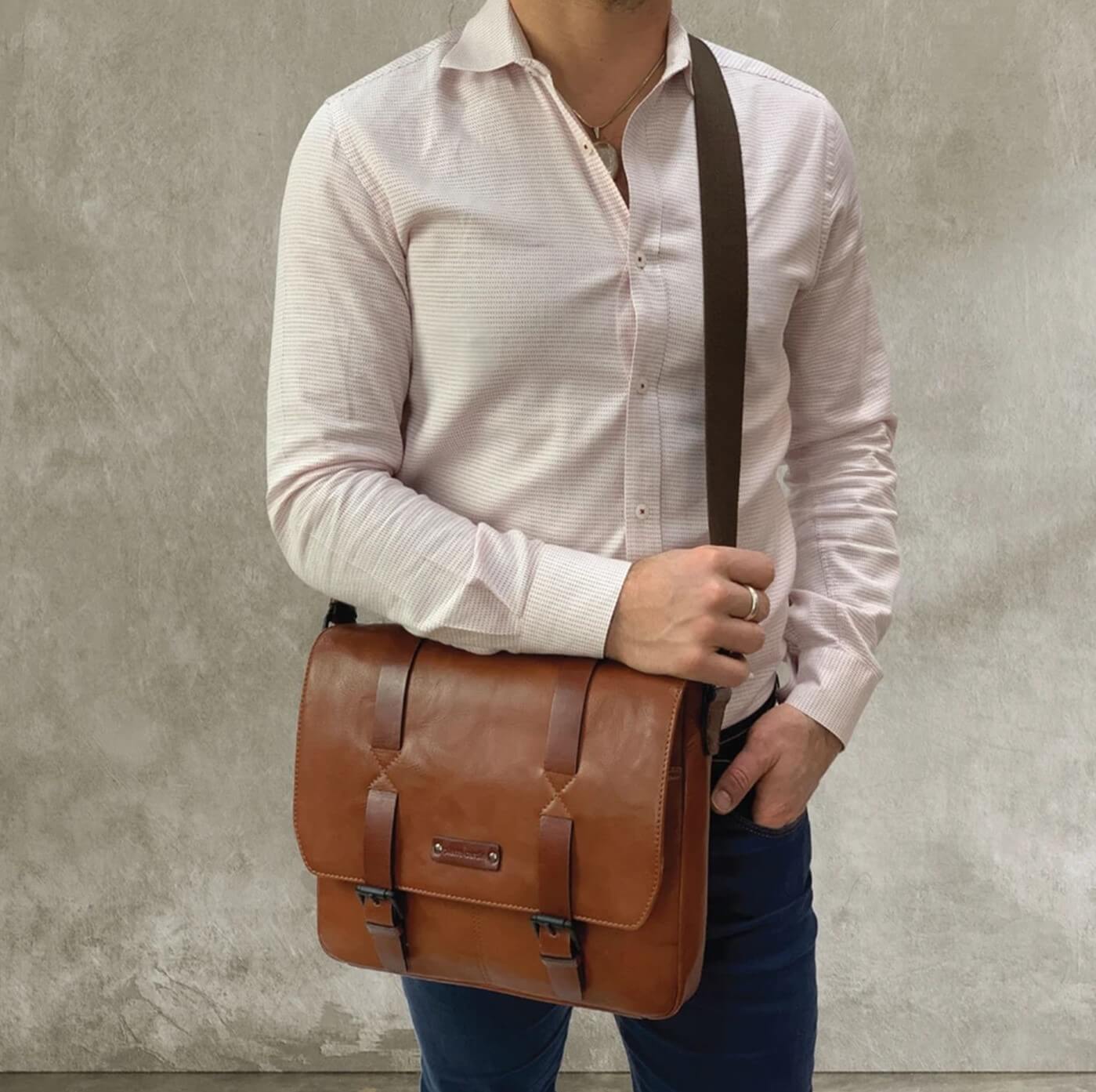 Pierre Cardin PC3378 Crumple Leather Computer Bag/Cognac