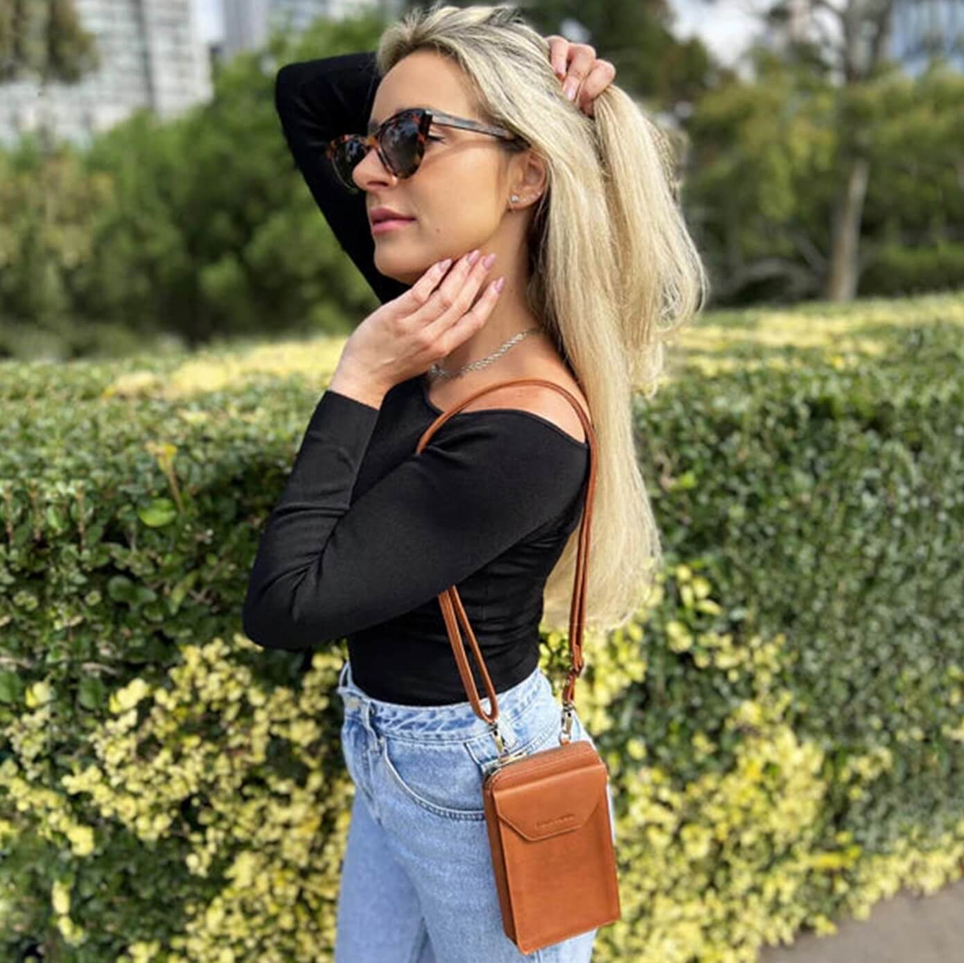 Pierre Cardin Ladies Leather Crossbody-Wallet-Phone Bag in Cognac