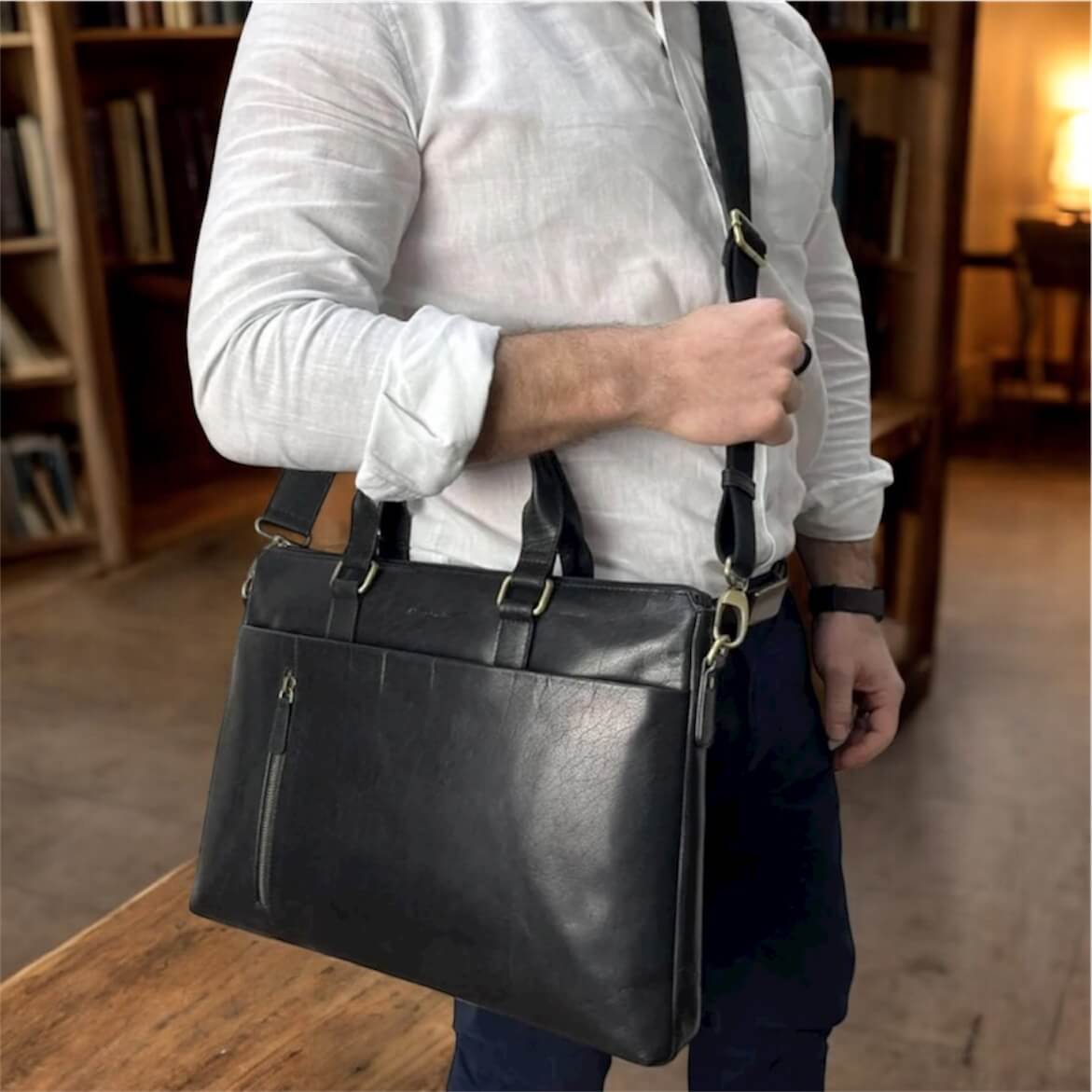 Pierre Cardin PC3621 Leather Business-Briefcase Bag/Black