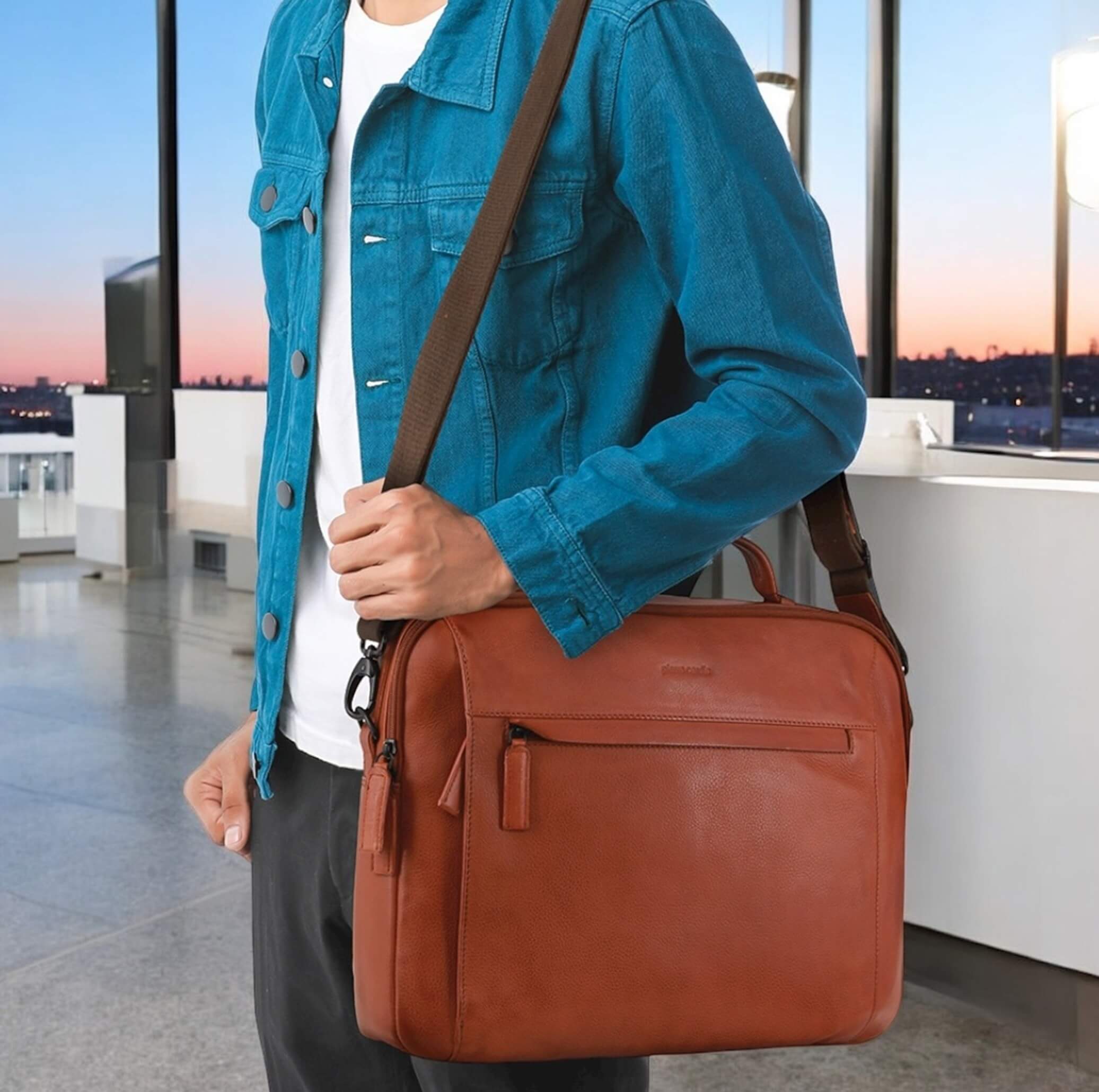 Pierre Cardin PC3876 Mens Italian Leather Computer-Business Bag/Cognac