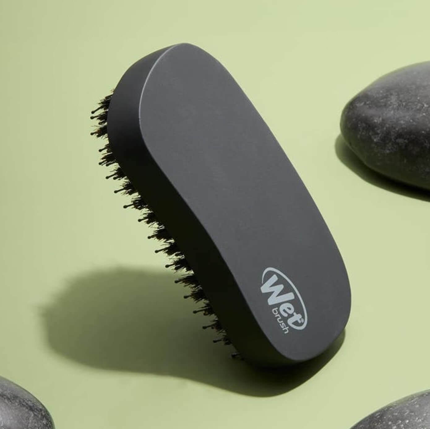 Wet Brush Mens Palm Shine Enhancer Beard Brush